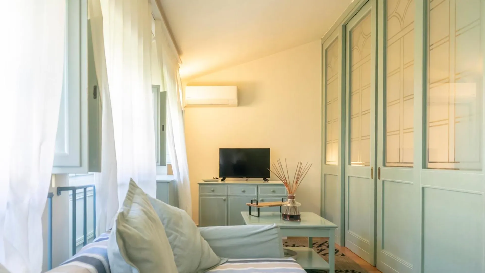 Apartament Principi Di Piemonte Tirrenia