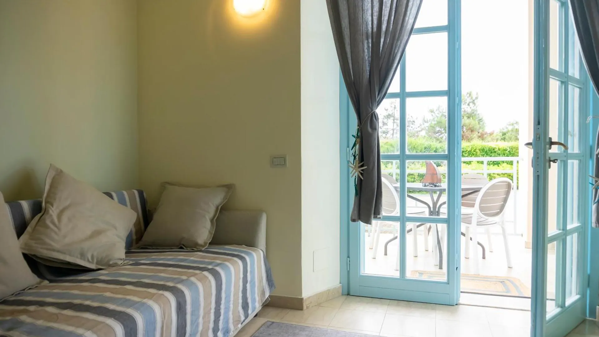 Apartament Principi Di Piemonte Tirrenia