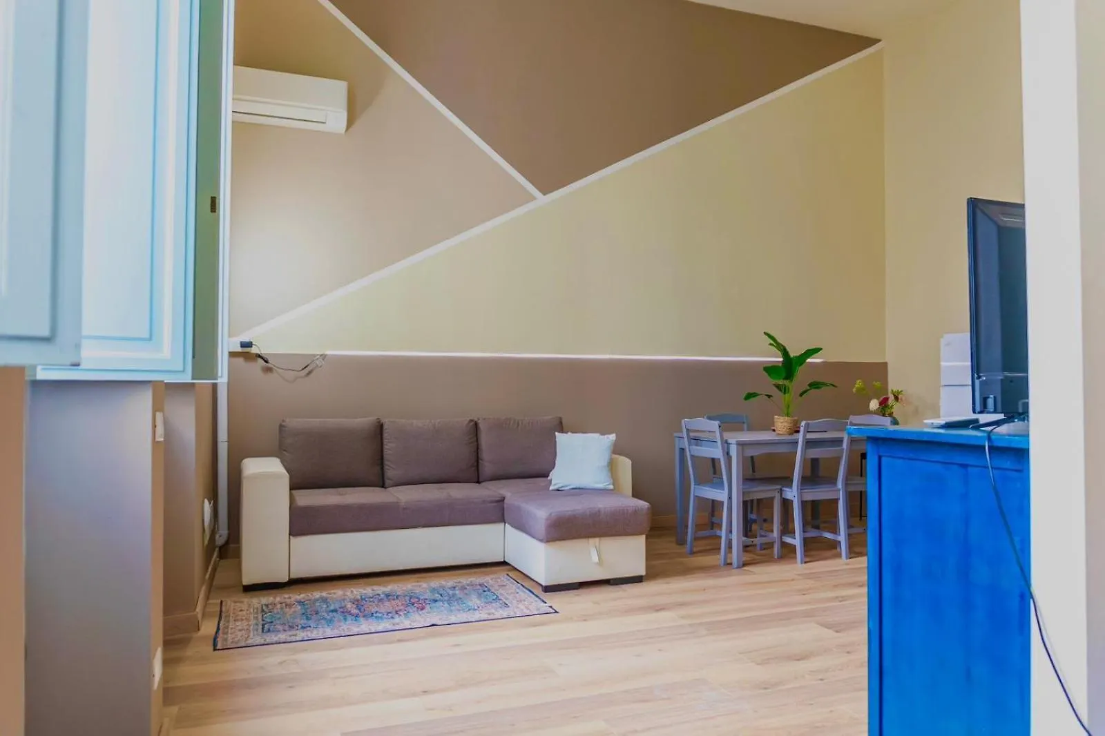 Apartament Principi Di Piemonte Tirrenia